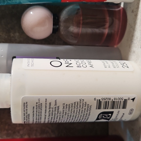 Olaplex - Picture 2 of 2